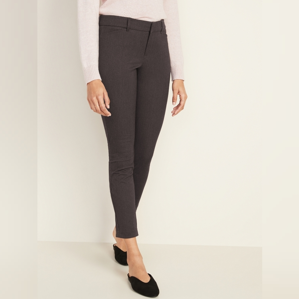 Old Navy Dark Gray Mid Rise Pixie Ankle Pants - Picture 2 of 5